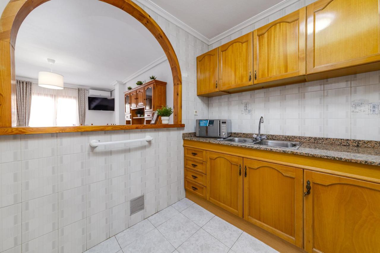 Cozy Apartment Near The Sea Torrevieja Ngoại thất bức ảnh
