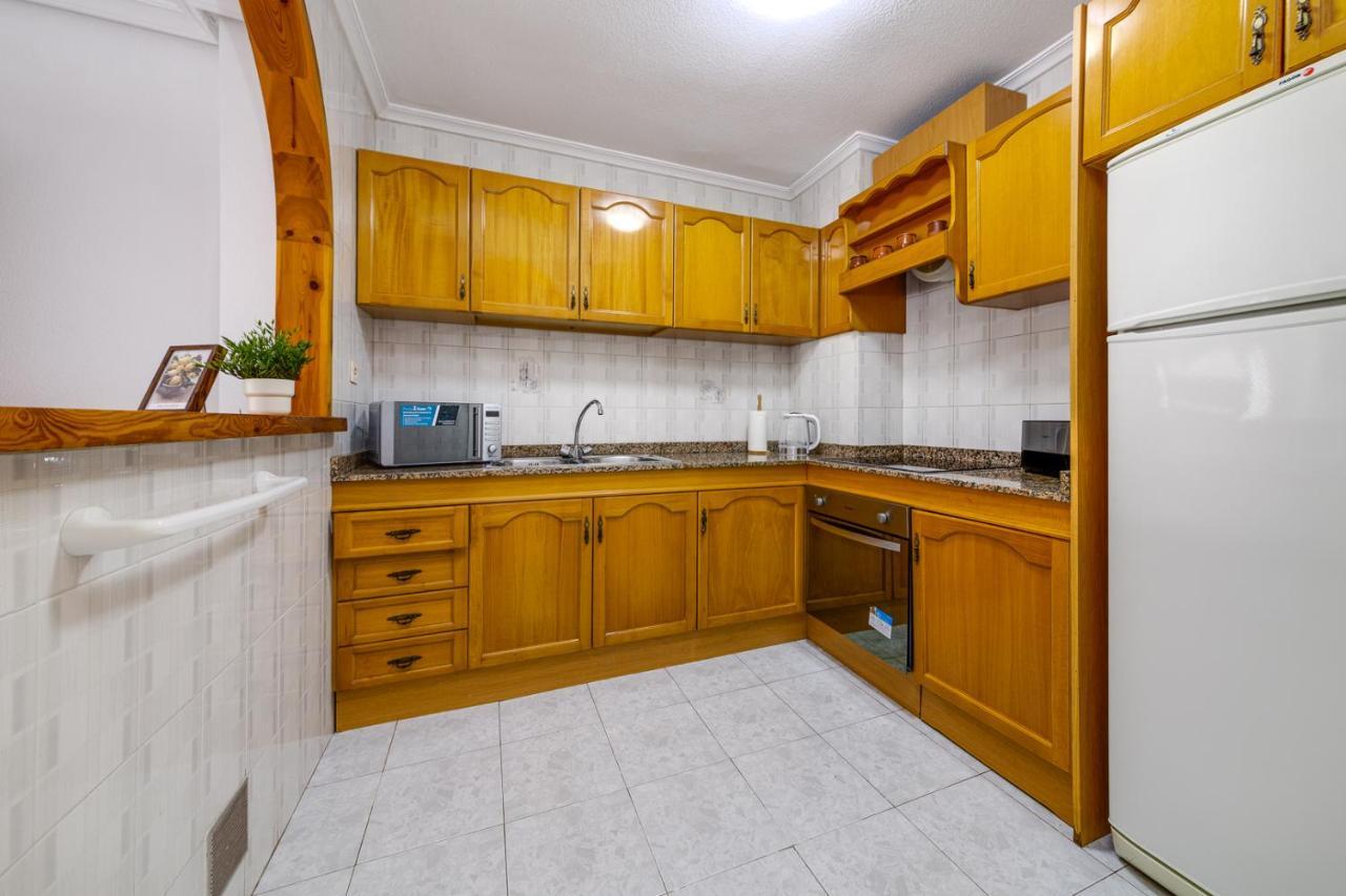 Cozy Apartment Near The Sea Torrevieja Ngoại thất bức ảnh